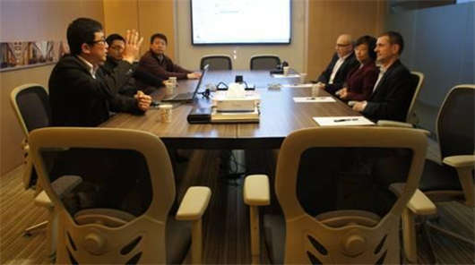 德國(guó)生活，給予青少年與成年人的教育