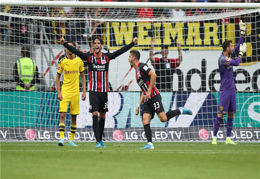 法蘭克福戰(zhàn)勝BVB成功領先