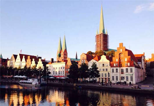   德國(guó)機(jī)場(chǎng)過(guò)境簽證，短期簽證介紹