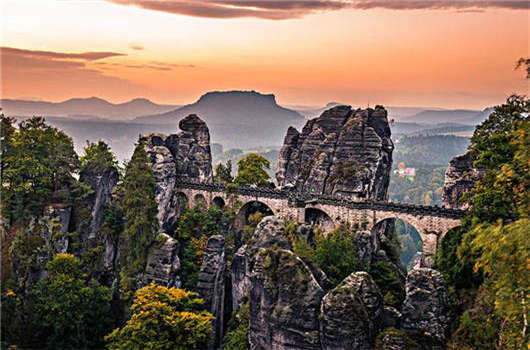 平穩(wěn)的房產(chǎn)投資市場,半年322億歐元 平穩(wěn)的房產(chǎn)投資市場,半年322億歐元