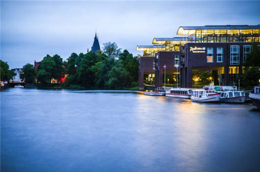 來了解一下教育的優(yōu)勢吧! 來了解一下教育的優(yōu)勢吧!